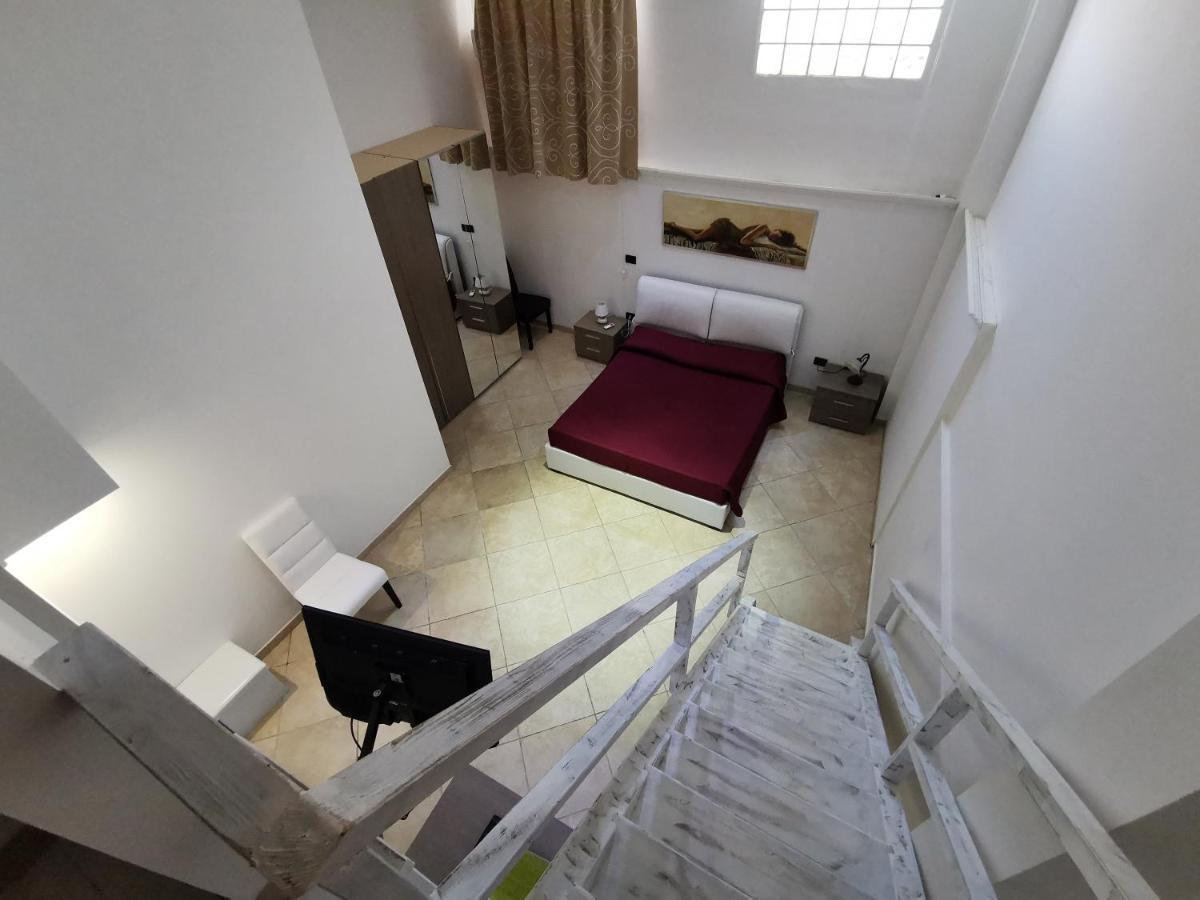 Da Rocco B&B Sant Isidoro  Exterior photo