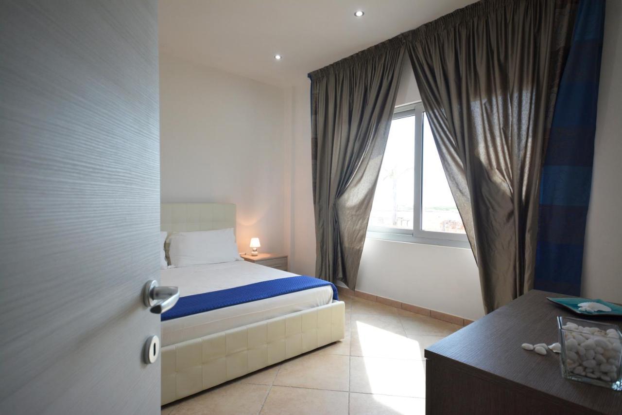 Da Rocco B&B Sant Isidoro  Exterior photo